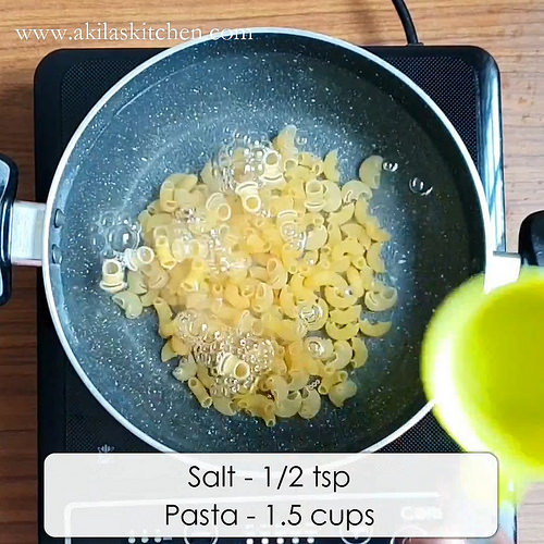 Cheesy Tomato Pasta