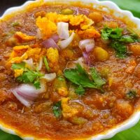 roadside green peas masala